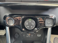 Citroën C3 Aircross 1.2 PureTech S&S Shine 5500KM!!! // PANO/SCHUIFKANTELDAK // CLIMA // CAMERA // NAVI + CARPLAY // 64