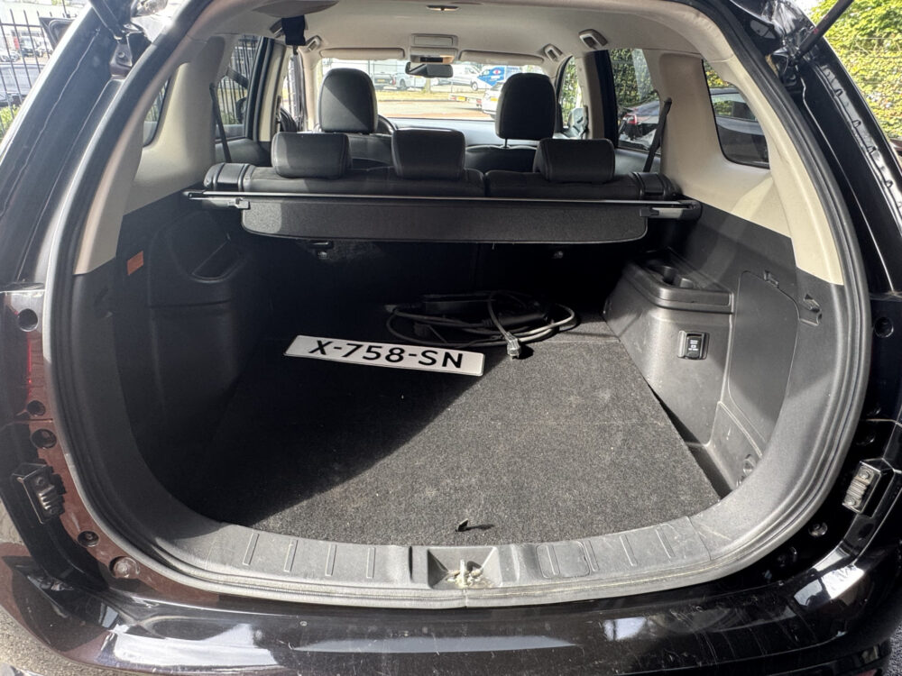 Mitsubishi Outlander 2.4 PHEV Intense // APPLE CARPLAY - ANDROID AUTO // CAMERA // CLIMA // CRUISE // TREKHAAK // 28