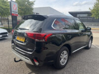 Mitsubishi Outlander 2.4 PHEV Intense // APPLE CARPLAY - ANDROID AUTO // CAMERA // CLIMA // CRUISE // TREKHAAK // 33