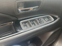 Mitsubishi Outlander 2.4 PHEV Intense // APPLE CARPLAY - ANDROID AUTO // CAMERA // CLIMA // CRUISE // TREKHAAK // 51