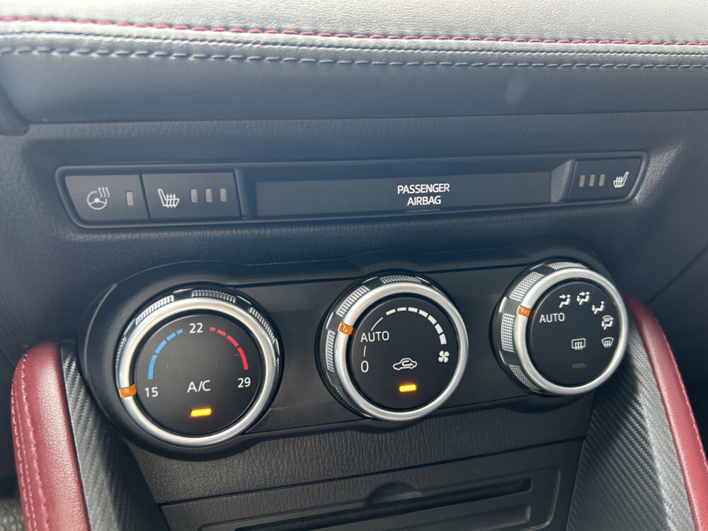 Mazda CX-3 2.0 SkyActiv-G 120 GT-M // FULL LED // NAVI // CAMERA // CLIMA // PDC // HUD // BOSE AUDIO 15
