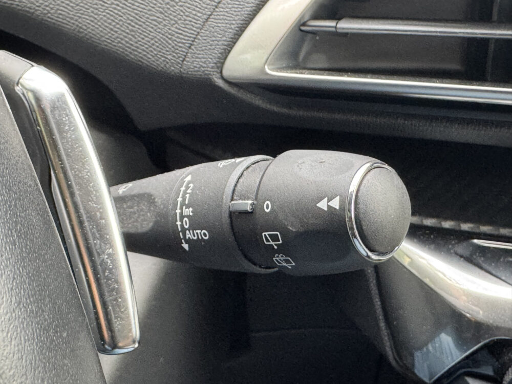 Peugeot 3008 1.6 HYbrid 225 Allure // NAVI // CLIMA // CRUISE // STOELVERWARMING // DAB RADIO // 25