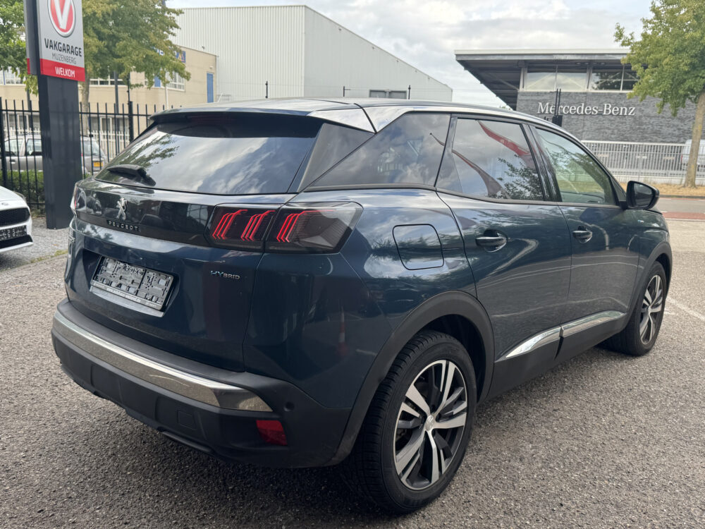 Peugeot 3008 1.6 HYbrid 225 Allure // NAVI // CLIMA // CRUISE // STOELVERWARMING // DAB RADIO // 4