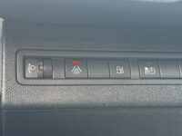 Peugeot 3008 1.6 HYbrid 225 Allure 40.000 KM!! // NAVI // CLIMA // CRUISE // STOELVERWARMING // DAB RADIO // 52