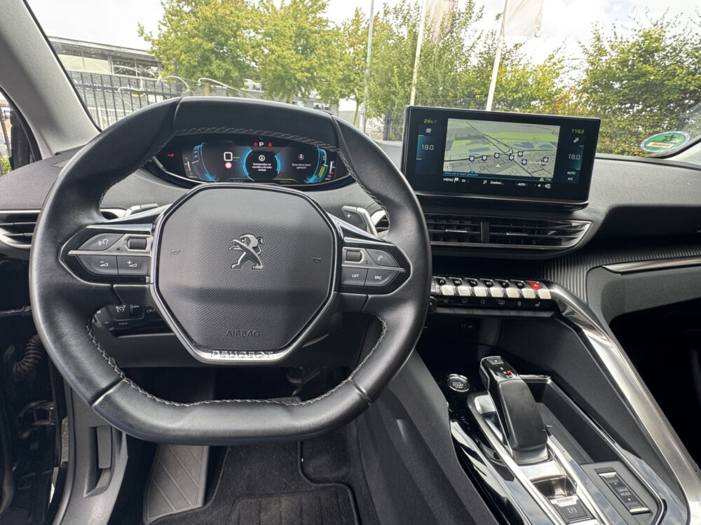 Peugeot 3008 1.6 HYbrid 225 Allure 40.000 KM!! // NAVI // CLIMA // CRUISE // STOELVERWARMING // DAB RADIO // 9