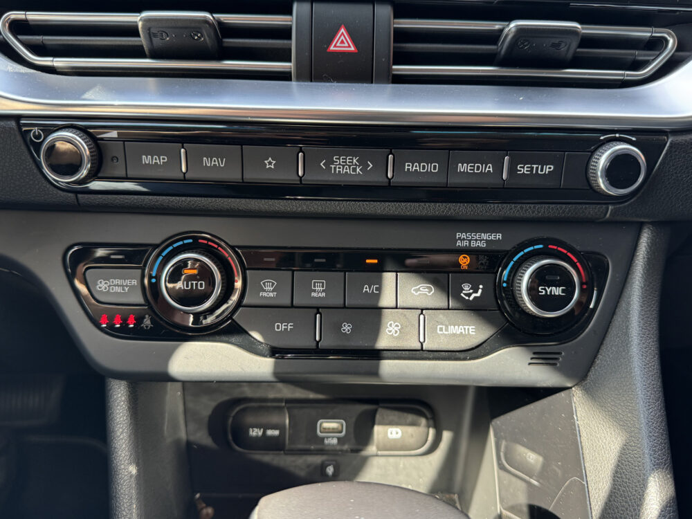 Kia Niro 1.6 GDi PHEV DynamicLine // NAVI // CAMERA // CLIMA // ADAPTIVE CRUISE // KEY LESS ENTRY // 20