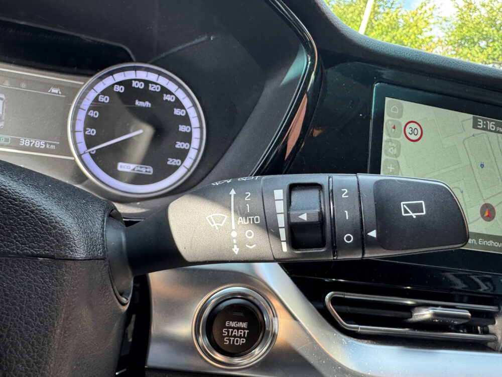 Kia Niro 1.6 GDi PHEV DynamicLine // NAVI // CAMERA // CLIMA // ADAPTIVE CRUISE // KEY LESS ENTRY // 24