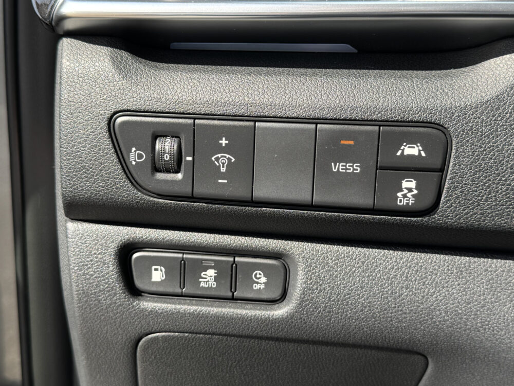 Kia Niro 1.6 GDi PHEV DynamicLine // NAVI // CAMERA // CLIMA // ADAPTIVE CRUISE // KEY LESS ENTRY // 26