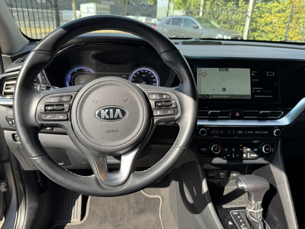 Kia Niro 1.6 GDi PHEV DynamicLine // NAVI // CAMERA // CLIMA // ADAPTIVE CRUISE // KEY LESS ENTRY // 9