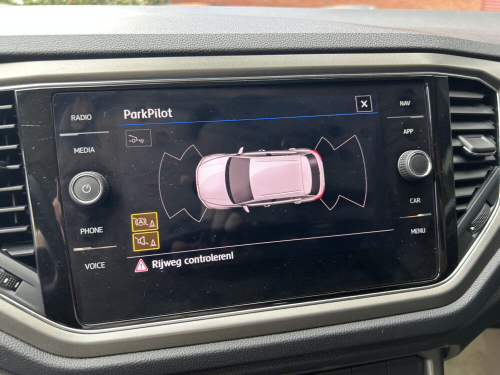 Volkswagen T-Roc 1.0 TSI Style // TREKHAAK // NAVI // CAMERA // PDC V+A // CLIMA // DIGITAL COCKPIT 16