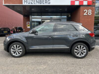 Volkswagen T-Roc 1.0 TSI Style // TREKHAAK // NAVI // CAMERA // PDC V+A // CLIMA // DIGITAL COCKPIT 31