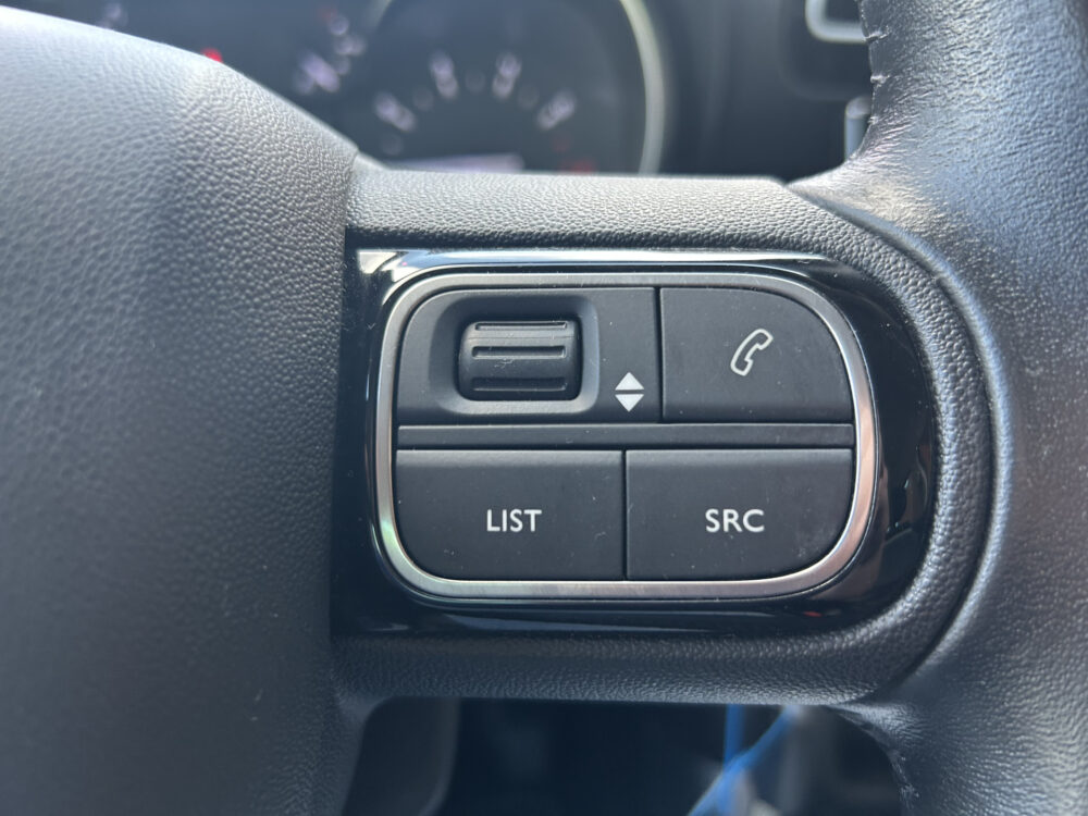 Citroën C3 Aircross 1.2 PureTech Shine // NAVI // CLIMA // CAMERA // CLIMA // CRUISE // APPLE CARPLAY / ANDROID AUTO 10
