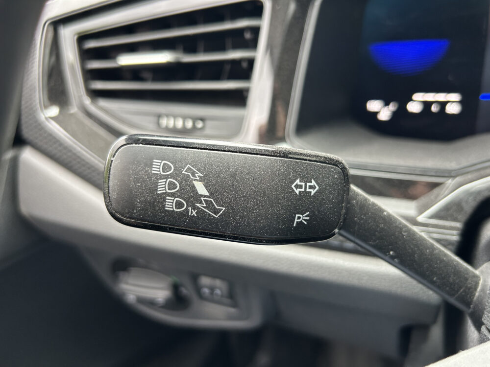 Volkswagen Polo 1.0 TSI Comfortline // FULL LED // PDC V+A // APPLE CARPLAY / ANDROID AUTO // CRUISE 11