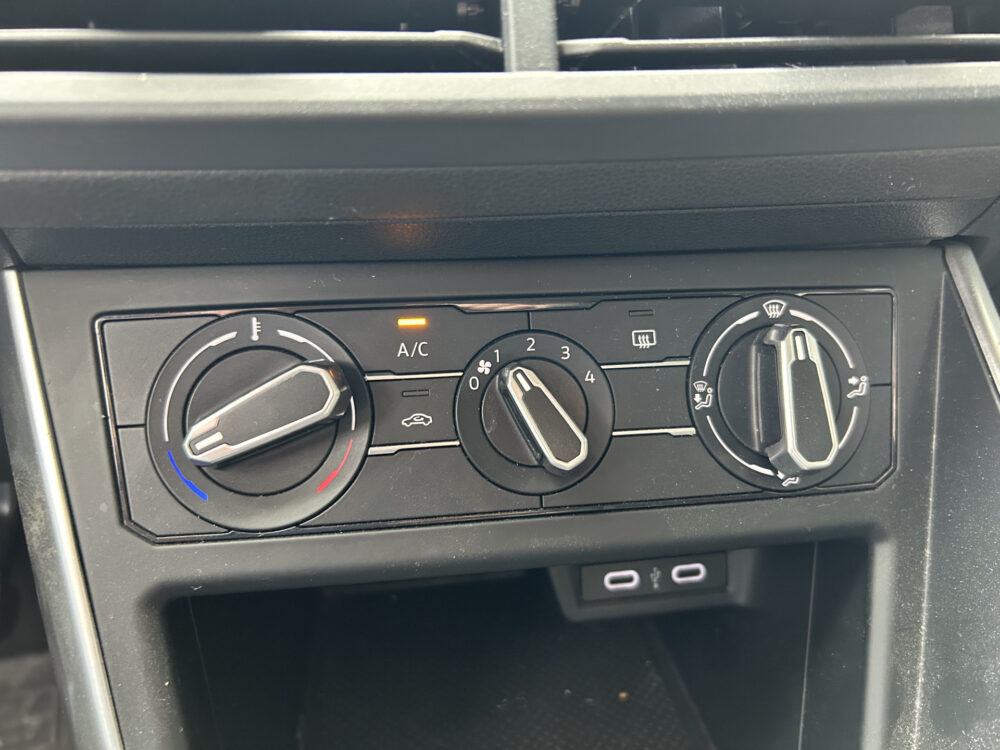 Volkswagen Polo 1.0 TSI Comfortline // FULL LED // PDC V+A // APPLE CARPLAY / ANDROID AUTO // CRUISE 16