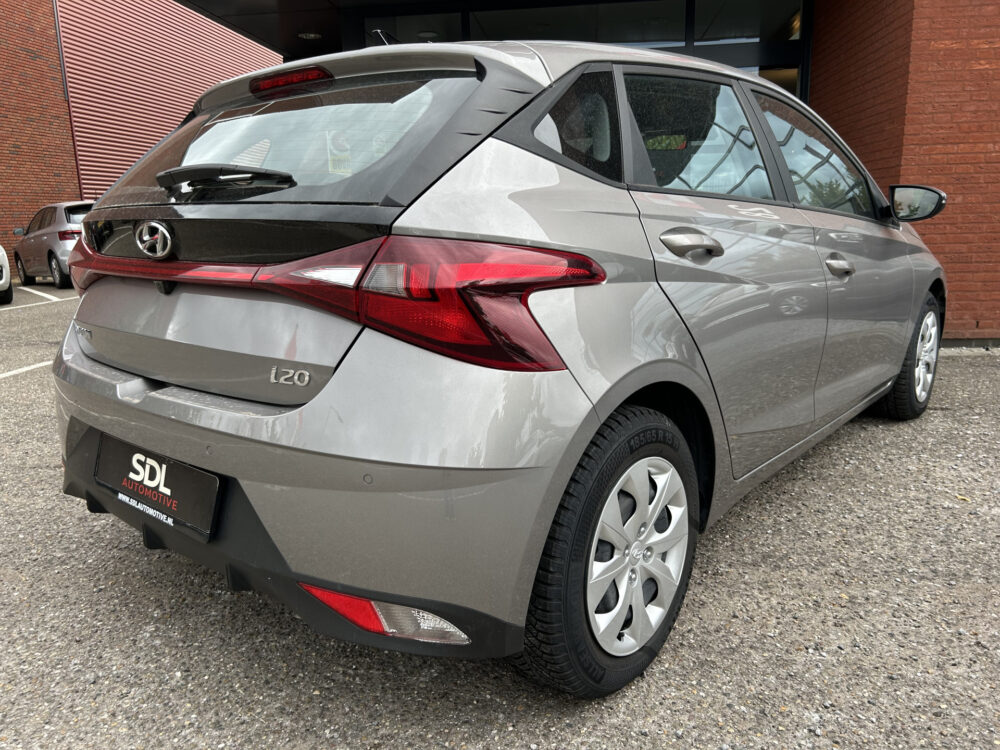 Hyundai i20 1.0 T-GDI Comfort // CRUISE // PDC // APPLE CARPLAY / ANDROID AUTO // CAMERA // AIRCO 2
