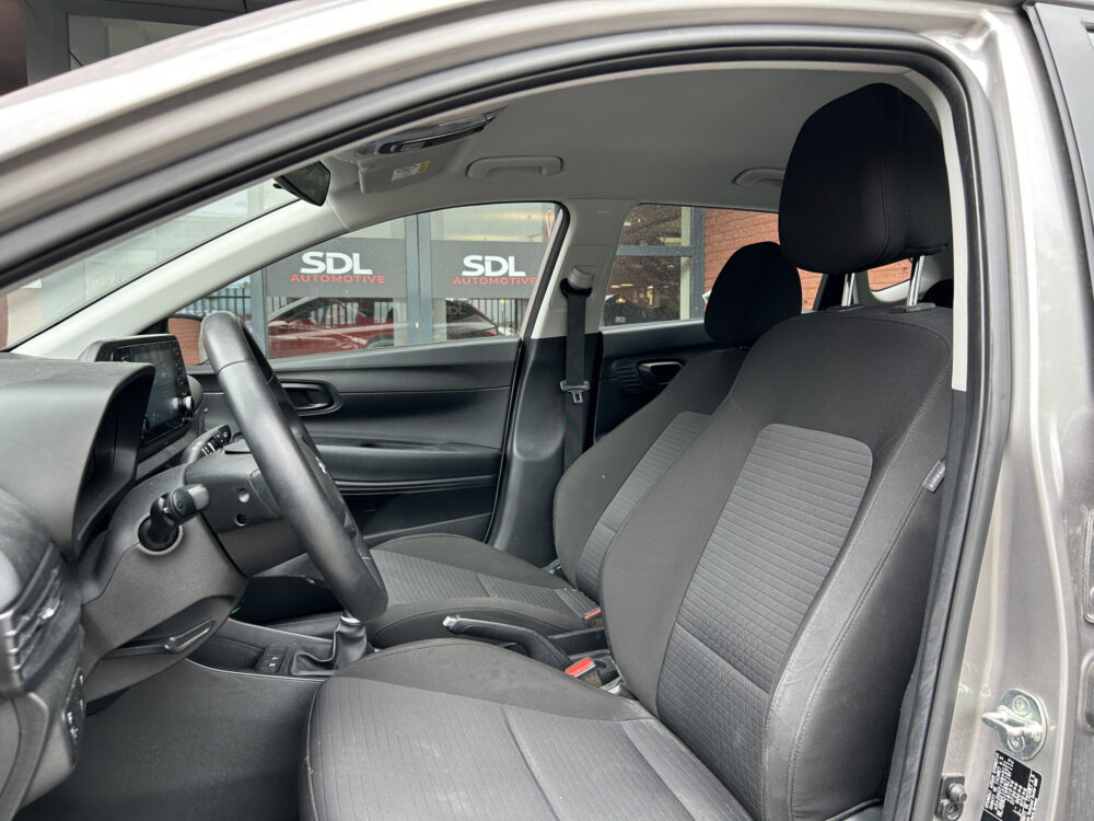 Hyundai i20 1.0 T-GDI Comfort // CRUISE // PDC // APPLE CARPLAY / ANDROID AUTO // CAMERA // AIRCO 8