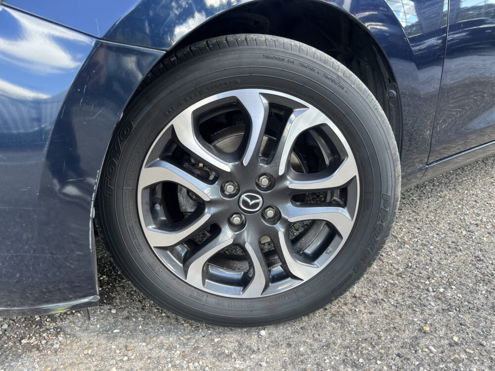 Mazda 2 1.5 Skyactiv-G Dynamic // DODEHOEK // NAVI // CRUISE CONTROL // CLIMA // DAB // PDC // 12