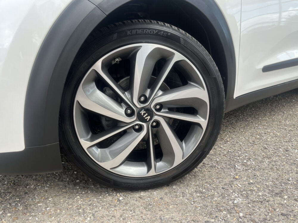Kia Niro 1.6 GDi Hybrid ExecutiveLine // LEDER // ELEK. STOEL+GEHEUGEN // SCHUIF-KANTELDAK // JBL // DODEHOEK // ADAPT. CRUISE // STOELVE 10