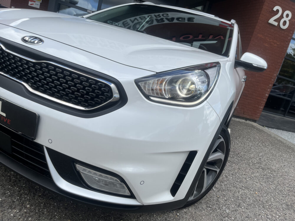 Kia Niro 1.6 GDi Hybrid ExecutiveLine // LEDER // ELEK. STOEL+GEHEUGEN // SCHUIF-KANTELDAK // JBL // DODEHOEK // ADAPT. CRUISE // STOELVE 9