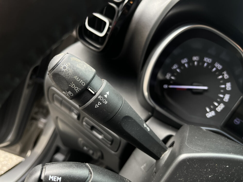 Citroën C3 Aircross 1.2 PureTech S&S Feel // LED // NAVI+CARPLAY // CRUISE // CLIMA // PDC // 20