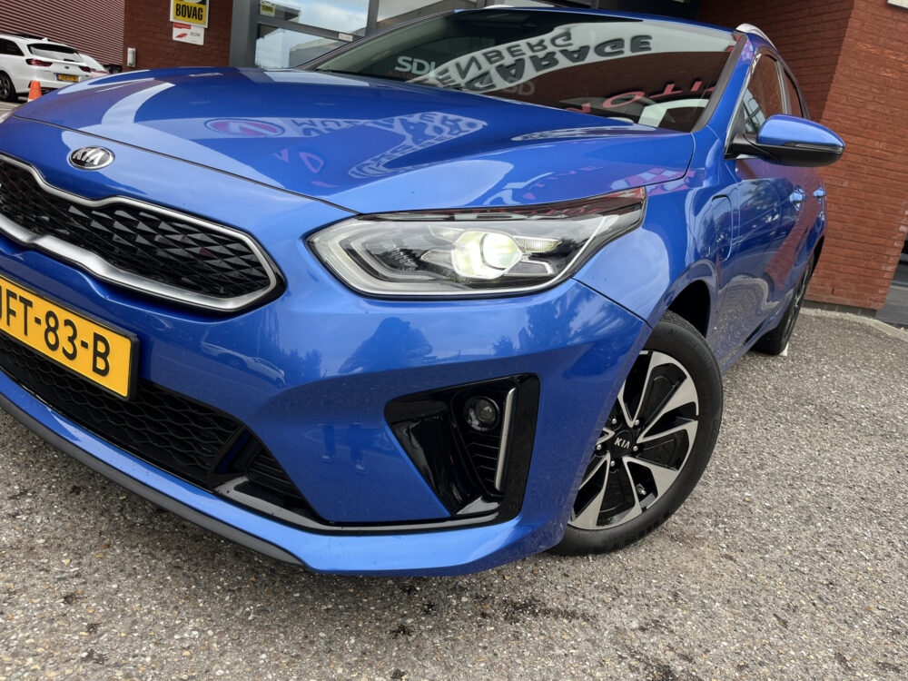 Kia Ceed Sportswagon 1.6 GDI PHEV DynamicLine // FULL LED // KEYLESS // NAVI + CARPLAY // PDC // CRUISE 9