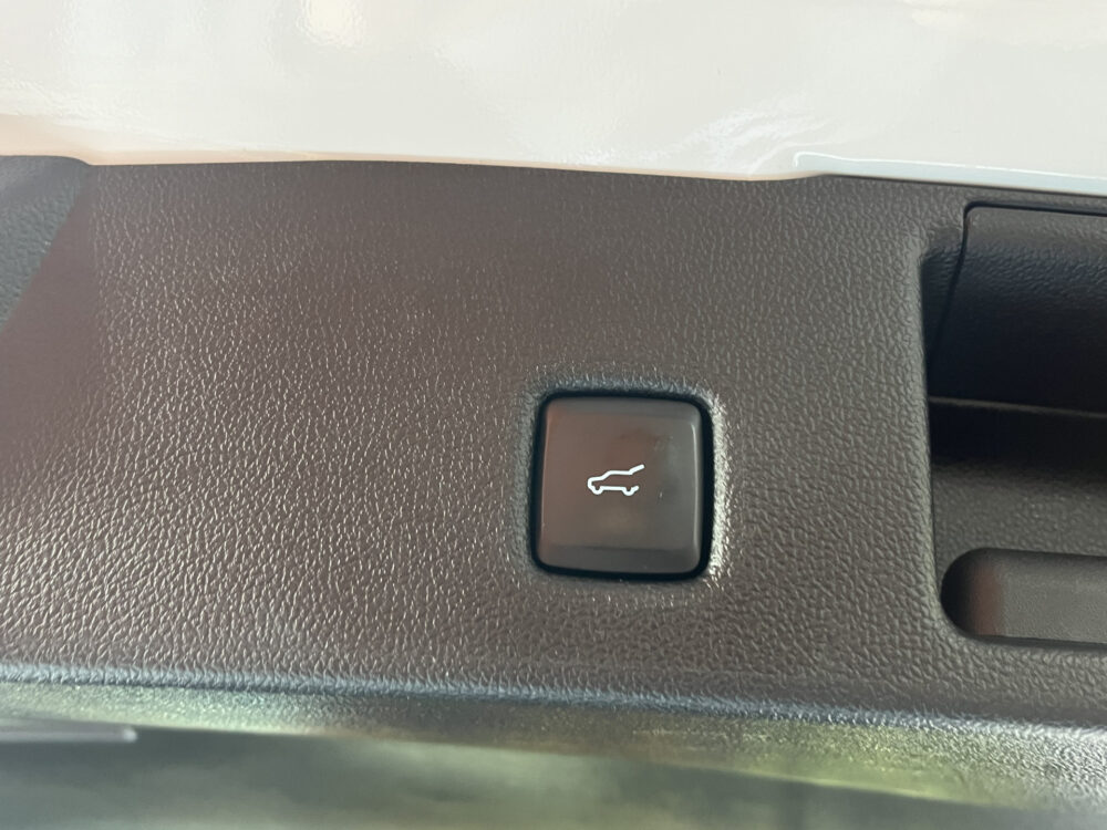 Ford Kuga 2.5 PHEV SOH 93%!! ST-Line // SCHUIF-KANTELDAK // HUD DISPLAY // CAMERA+SENSOREN // DODEHOEK // ELEK. ACHTERKLEP // NAVI+CARPLAY 34
