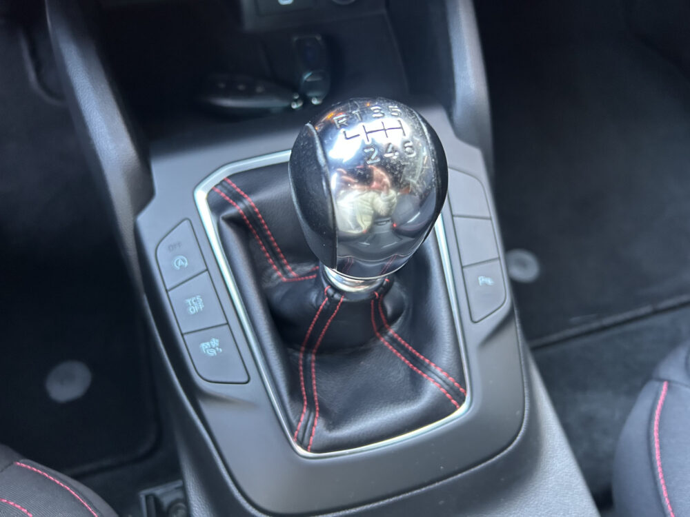 Ford FOCUS Wagon 1.5 ST-Line // FULL LED // NAVI + CARPLAY // PDC V+A // ADAPTIV CRUISE 17