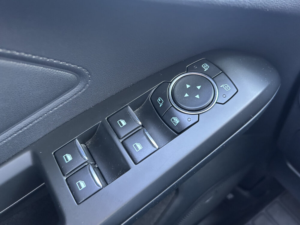 Ford FOCUS Wagon 1.5 ST-Line // FULL LED // NAVI + CARPLAY // PDC V+A // ADAPTIV CRUISE 20