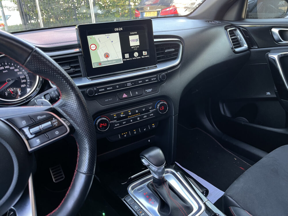 Kia ProCeed 1.6 T-GDI GT 66.000KM!! 204 PK!! // SCHUIF-KANTELDAK // JBL // ELEK. KLEP // ADAPT. CRUISE // CLIMA // CAMERA // PDC // 33