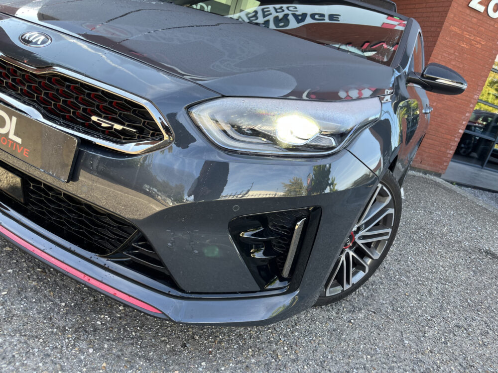 Kia ProCeed 1.6 T-GDI GT 66.000KM!! 204 PK!! // SCHUIF-KANTELDAK // JBL // ELEK. KLEP // ADAPT. CRUISE // CLIMA // CAMERA // PDC // 9