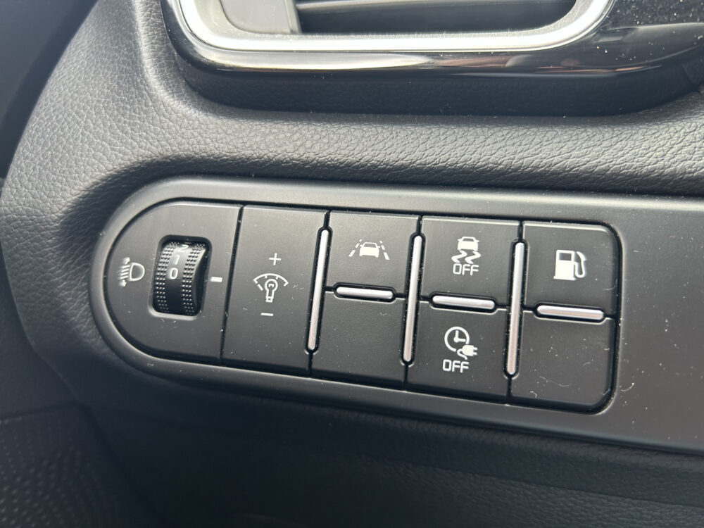 Kia Xceed 1.6 GDi PHEV DynamicLine // FULL LED // APPLE CARPLAY / ANDROID AUTO // CAMERA // PDC // ADAPTIV CRUISE 23