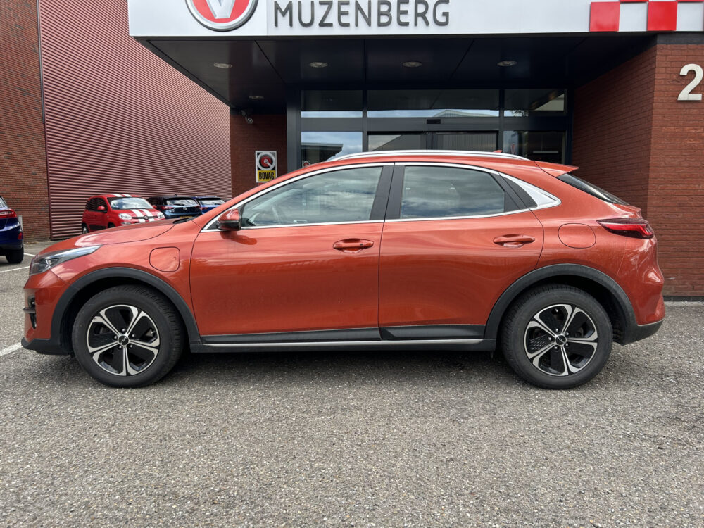 Kia Xceed 1.6 GDi PHEV DynamicLine // FULL LED // APPLE CARPLAY / ANDROID AUTO // CAMERA // PDC // ADAPTIV CRUISE 3