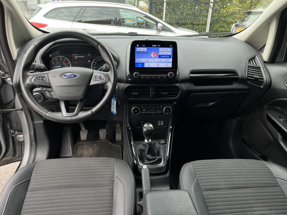 Ford EcoSport 1.0 EcoBoost Titanium 26000KM!!! // LED // CRUISE // APPLE-ANDROID AUTO // STUUR+STOELVERWARMING // PDC // 16