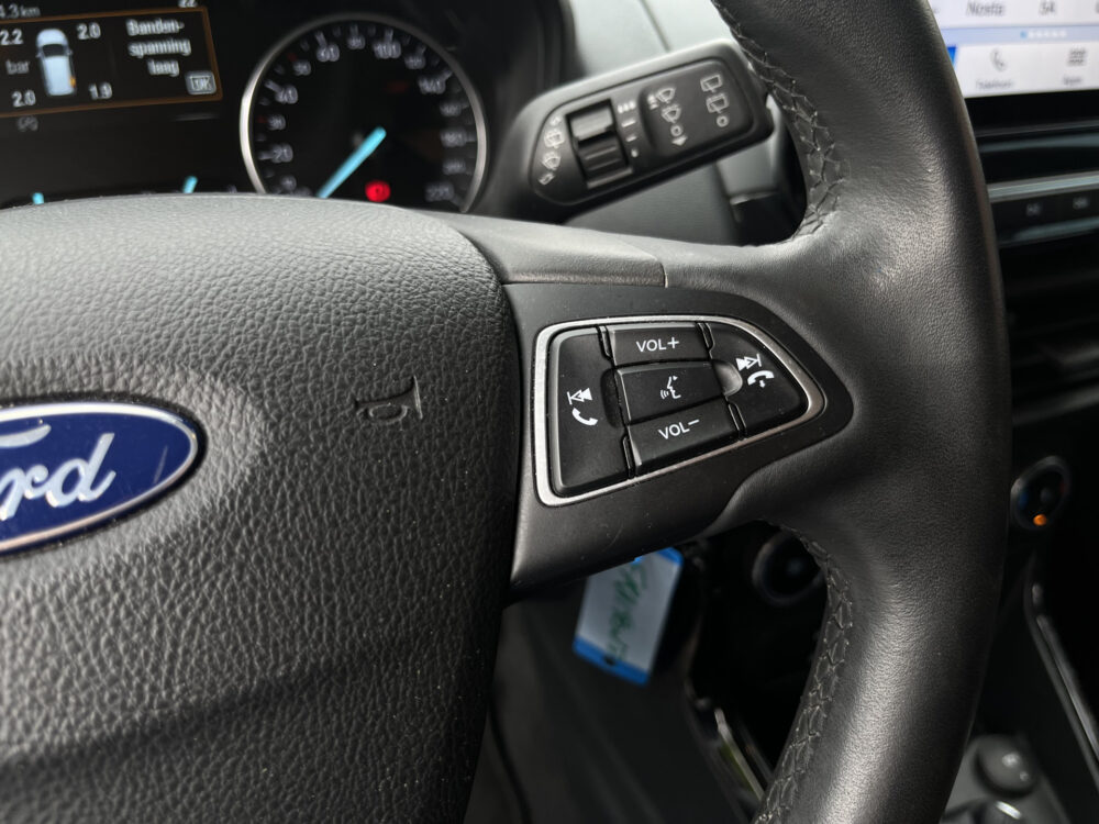 Ford EcoSport 1.0 EcoBoost Titanium 26000KM!!! // LED // CRUISE // APPLE-ANDROID AUTO // STUUR+STOELVERWARMING // PDC // 20