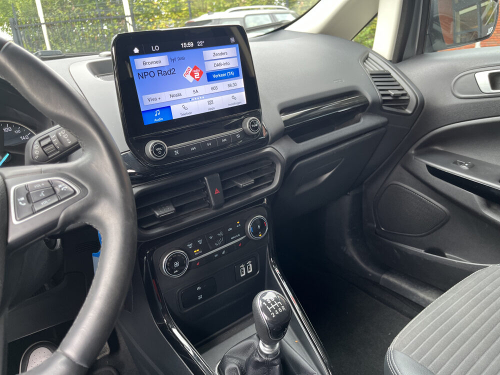 Ford EcoSport 1.0 EcoBoost Titanium 26000KM!!! // LED // CRUISE // APPLE-ANDROID AUTO // STUUR+STOELVERWARMING // PDC // 21