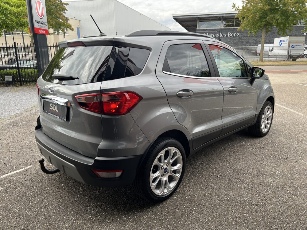 Ford EcoSport 1.0 EcoBoost Titanium 26000KM!!! // LED // CRUISE // APPLE-ANDROID AUTO // STUUR+STOELVERWARMING // PDC // 5