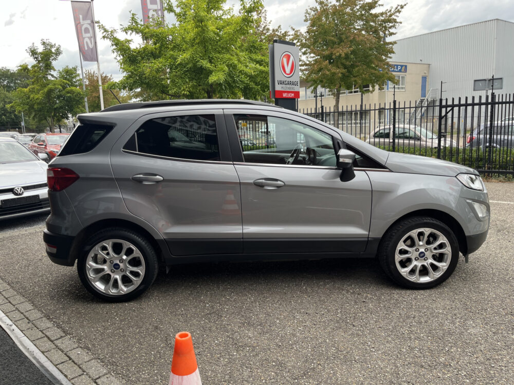 Ford EcoSport 1.0 EcoBoost Titanium 26000KM!!! // LED // CRUISE // APPLE-ANDROID AUTO // STUUR+STOELVERWARMING // PDC // 6