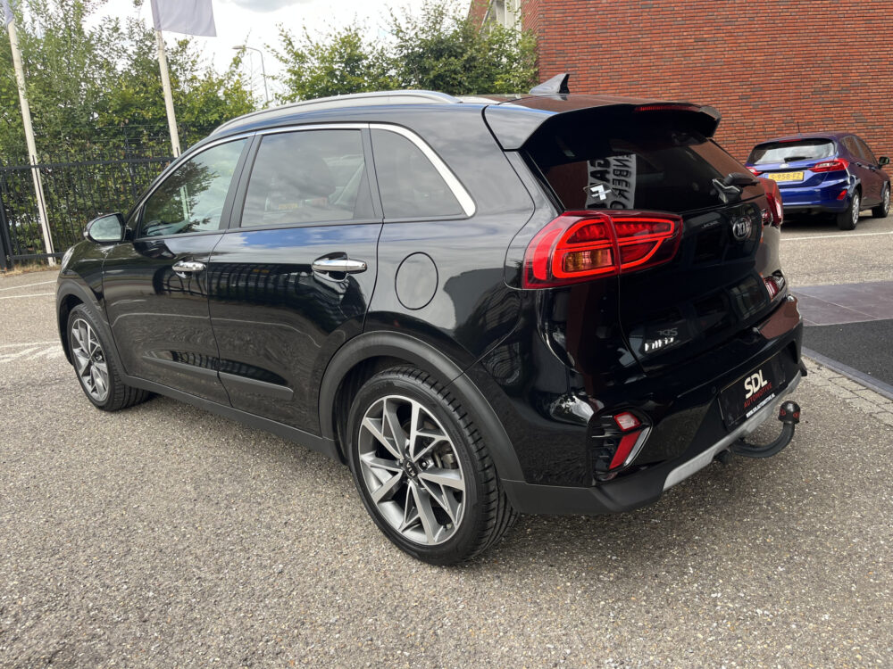 Kia Niro 1.6 GDi Hybrid ExecutiveLine // LEDER // SCHUIF-KANTELDAK // ELEK. STOEL+GEHEUGEN // JBL // NAVI+CARPLAY // DODEHOEK // STOELVER 3