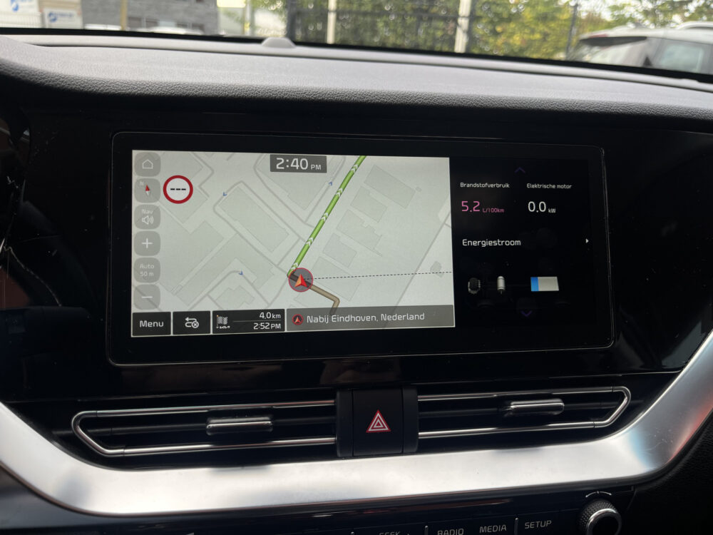 Kia Niro 1.6 GDi Hybrid ExecutiveLine // LEDER // SCHUIF-KANTELDAK // ELEK. STOEL+GEHEUGEN // JBL // NAVI+CARPLAY // DODEHOEK // STOELVER 36