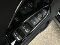 Kia Niro 1.6 GDi Hybrid ExecutiveLine // LEDER // SCHUIF-KANTELDAK // ELEK. STOEL+GEHEUGEN // JBL // NAVI+CARPLAY // DODEHOEK // STOELVER 61