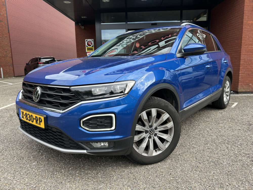 Volkswagen T-Roc 1.5 TSI Sport Business // FULL LED // APPLE CARPLAY / ANDROID AUTO // ADAPTIV CRUISE // KEYLESS // CAMERA 1