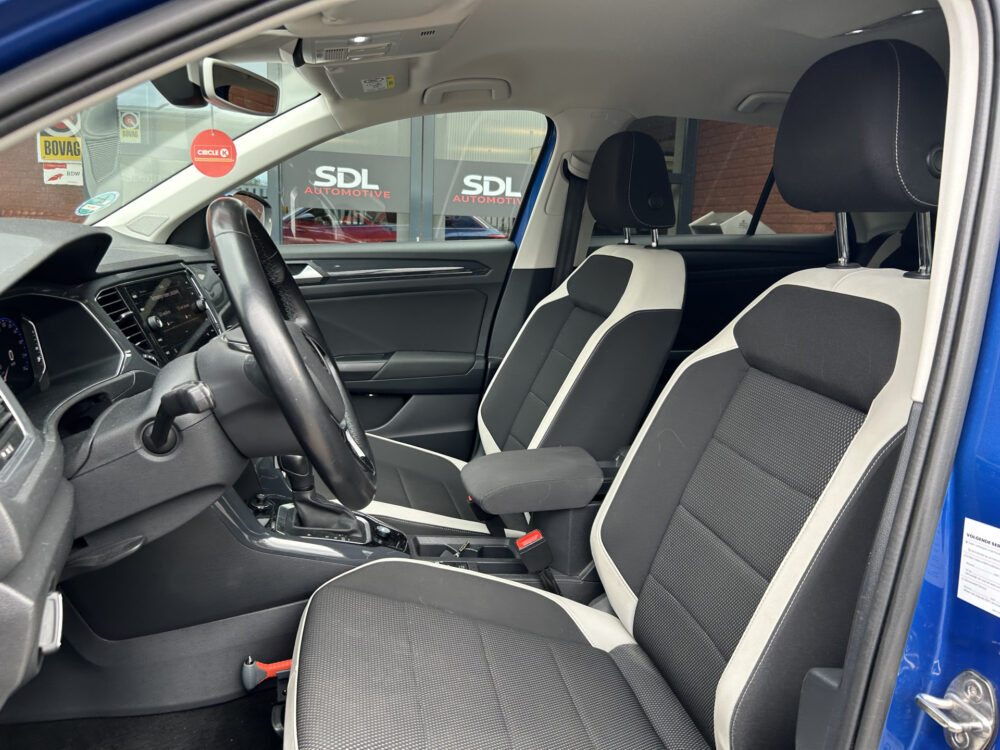 Volkswagen T-Roc 1.5 TSI Sport Business // FULL LED // APPLE CARPLAY / ANDROID AUTO // ADAPTIV CRUISE // KEYLESS // CAMERA 8