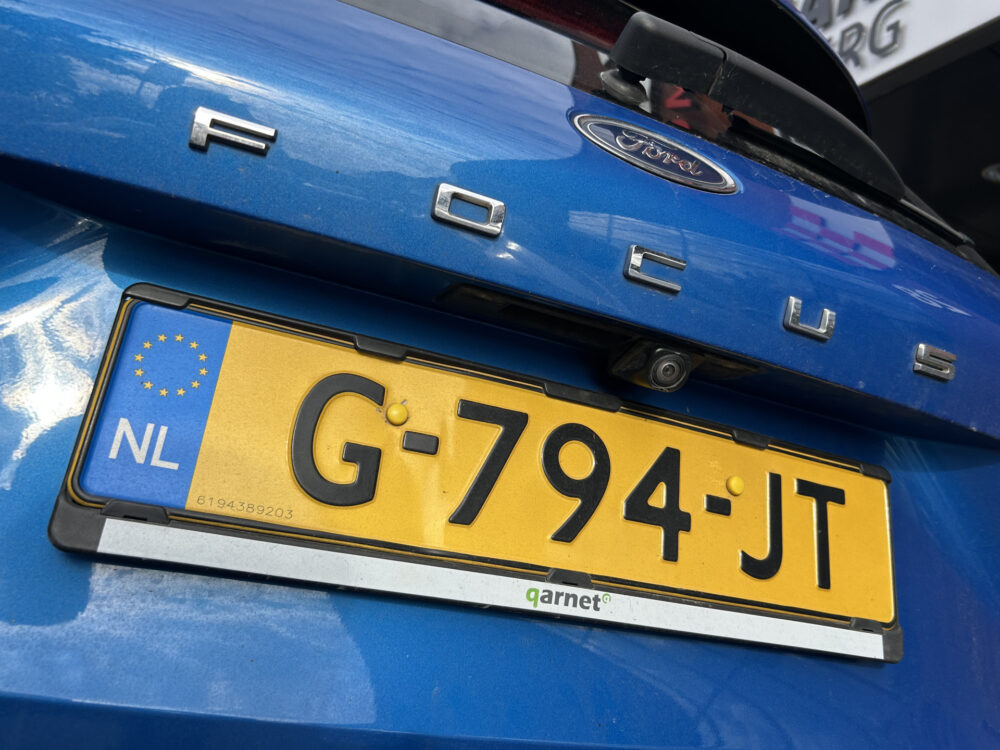 Ford FOCUS Wagon 1.0 EcoBoost ST-Line // KEYLESS // NAVI + CARPLAY // CLIMA // CAMERA // WINTERPACK // TREKHAAK!! 29