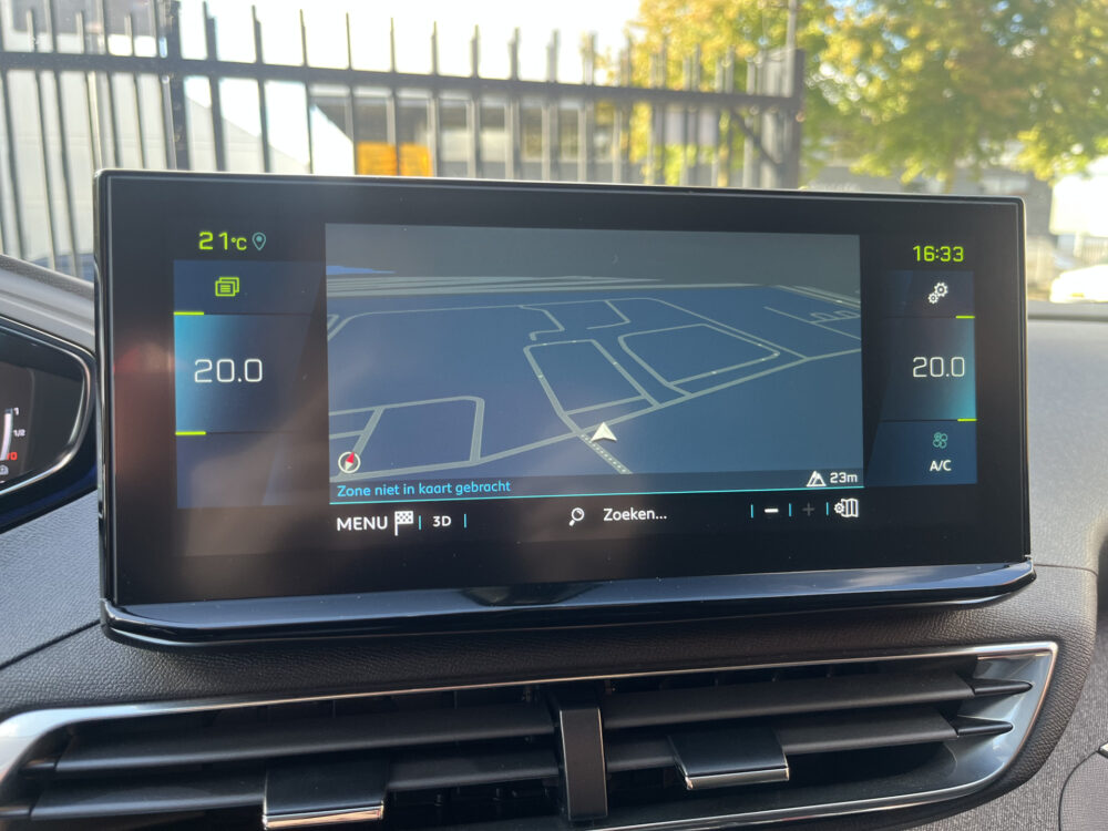 Peugeot 3008 1.6 HYbrid 225 Road Trip UNIEK 19000KM!!! // LED // KEYLESS // DODEHOEK // HALF LEDER // CAMERA+SENSOREN // NAVI+CARPLAY // 27