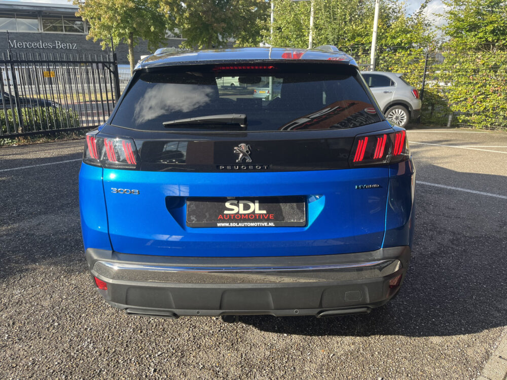 Peugeot 3008 1.6 HYbrid 225 Road Trip UNIEK 19000KM!!! // LED // KEYLESS // DODEHOEK // HALF LEDER // CAMERA+SENSOREN // NAVI+CARPLAY // 4