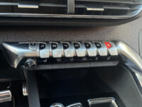 Peugeot 3008 1.6 HYbrid 225 Road Trip UNIEK 19000KM!!! // LED // KEYLESS // DODEHOEK // HALF LEDER // CAMERA+SENSOREN // NAVI+CARPLAY // 56