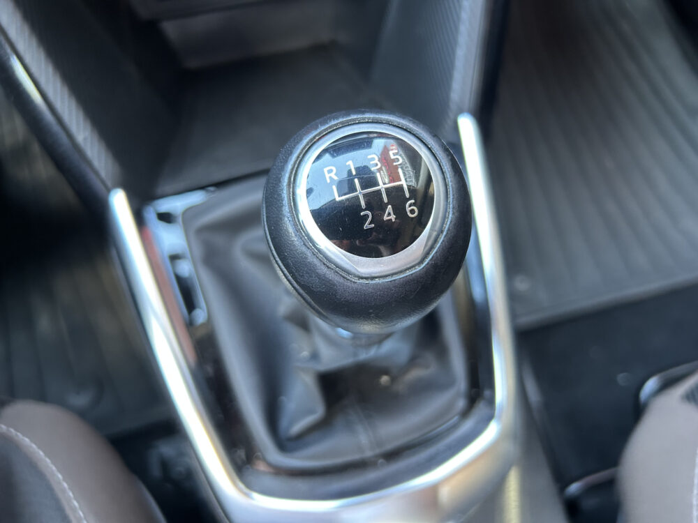 Mazda 2 1.5 Skyactiv-G Comfort // NAVI + CARPLAY // AIRCO // CRUISE // PDC // STOELVERWARMING 18