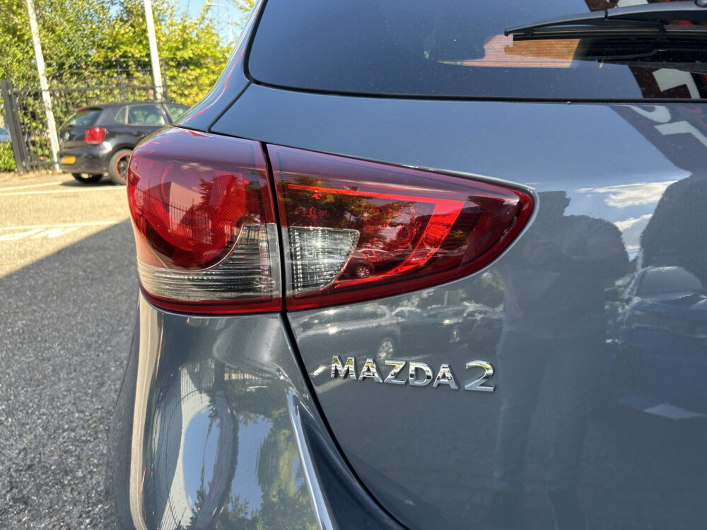 Mazda 2 1.5 Skyactiv-G Comfort // NAVI + CARPLAY // AIRCO // CRUISE // PDC // STOELVERWARMING 27