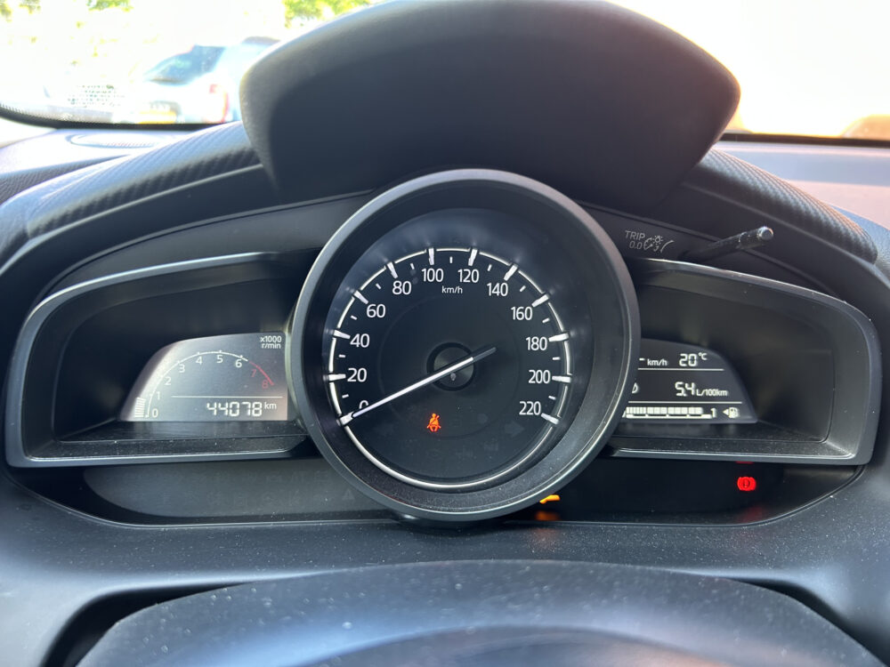 Mazda 2 1.5 Skyactiv-G Comfort // NAVI + CARPLAY // AIRCO // CRUISE // PDC // STOELVERWARMING 28