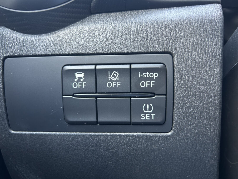 Mazda 2 1.5 Skyactiv-G Comfort // NAVI + CARPLAY // PDC // CRUISE // AIRCO // STOELVERWARMING 21